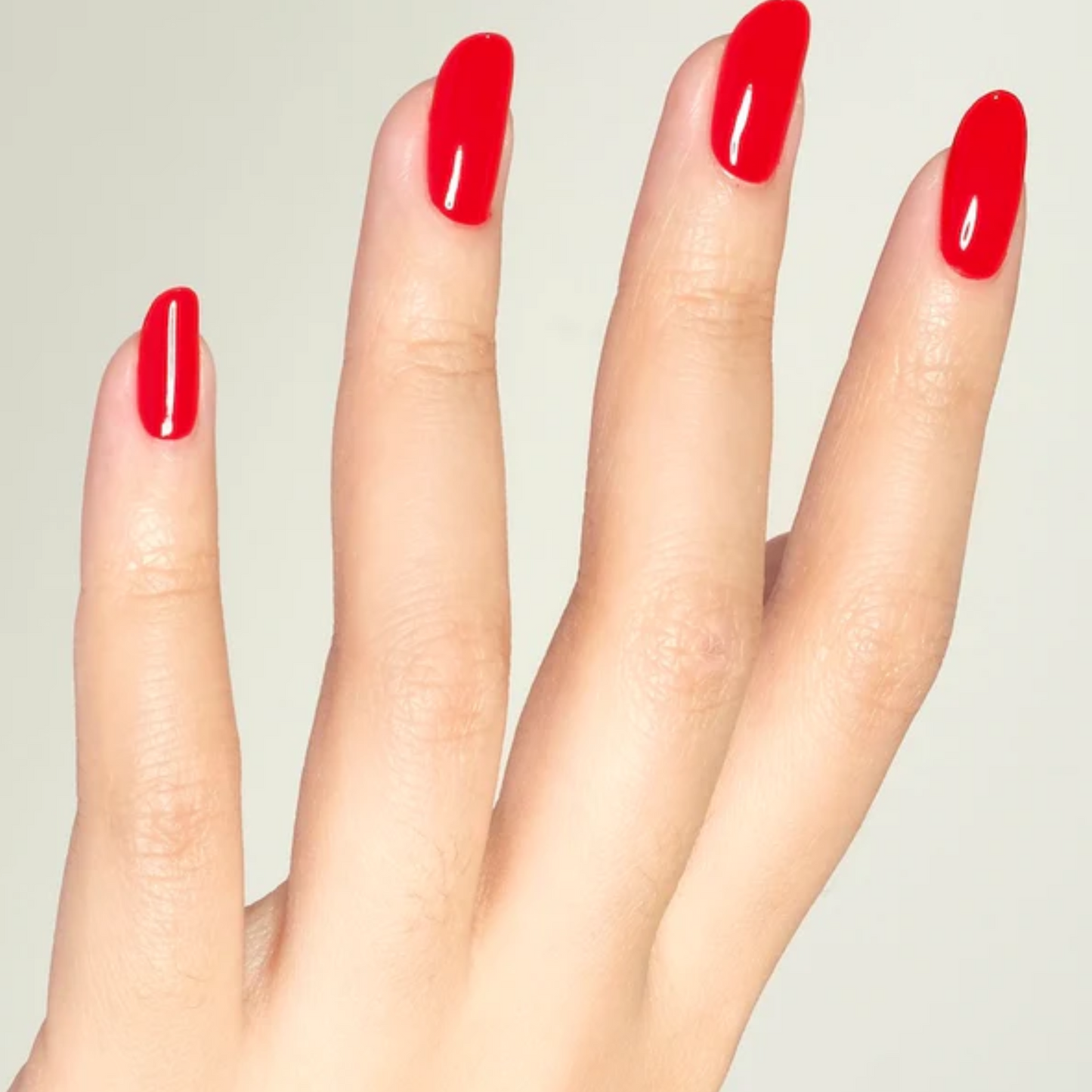 Esmalte DND Color: Ferrari Rojo #430