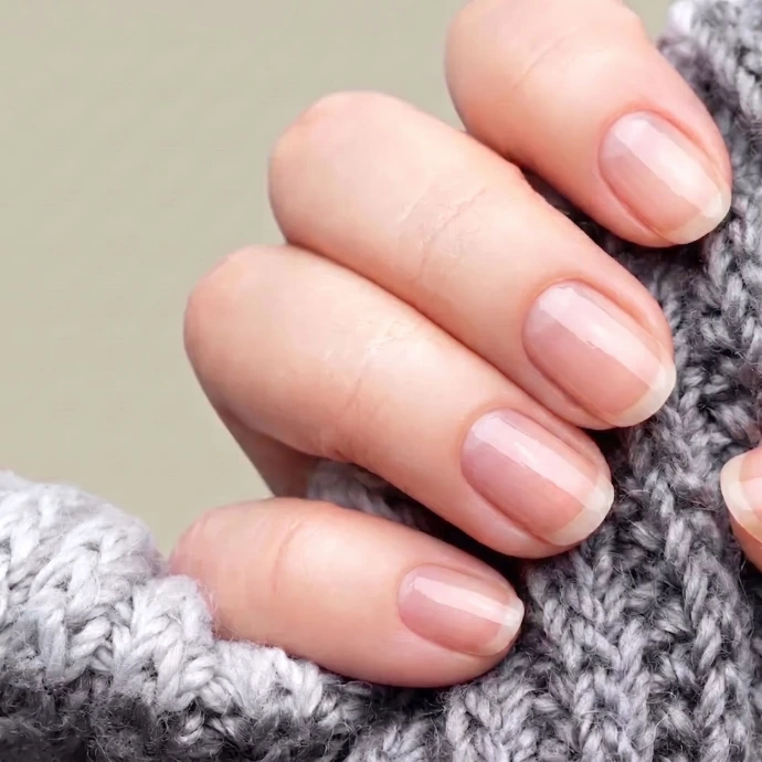 Servicio de manicura profesional, uñas acrílicas y poligel